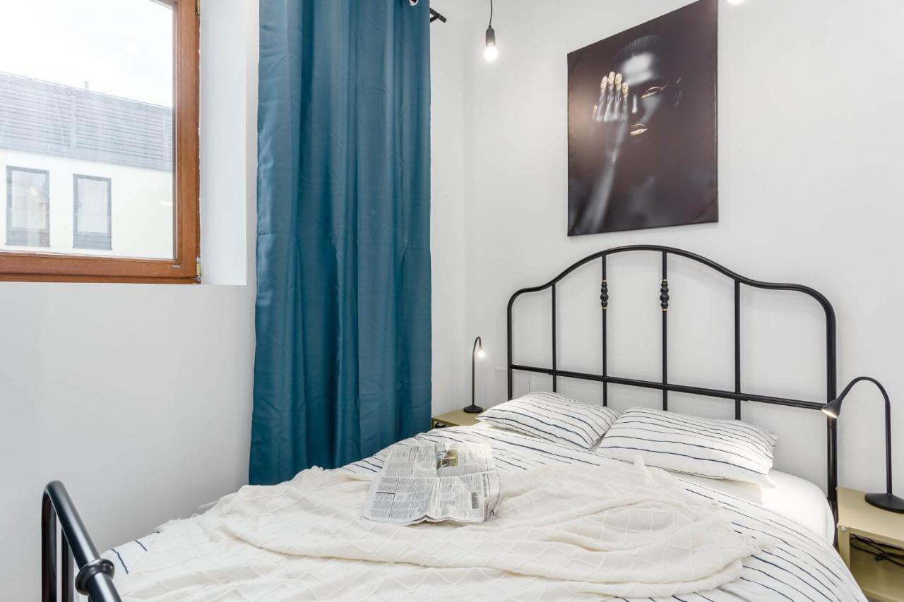 Chill Apartments Kopernik Center ワルシャワ エクステリア 写真